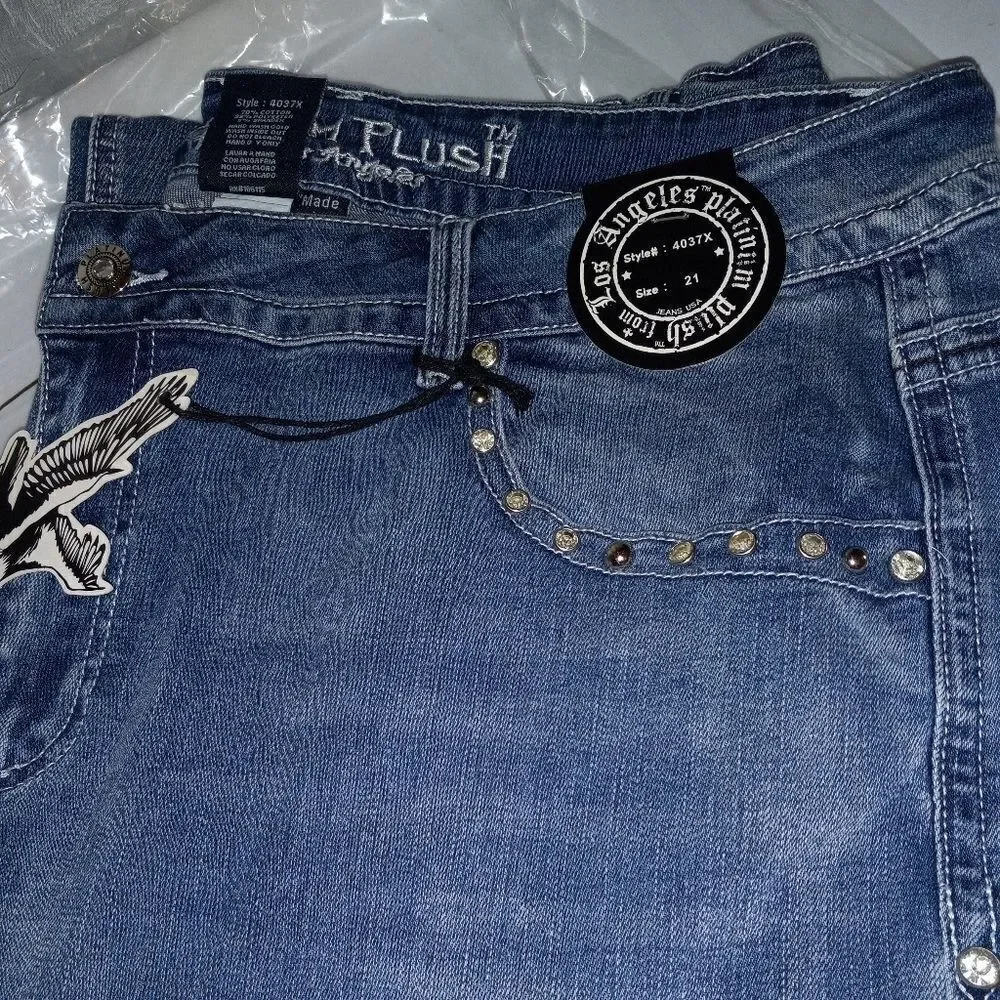 Platinum Plush Skull Crossbones Rhinestone Jeans NWT